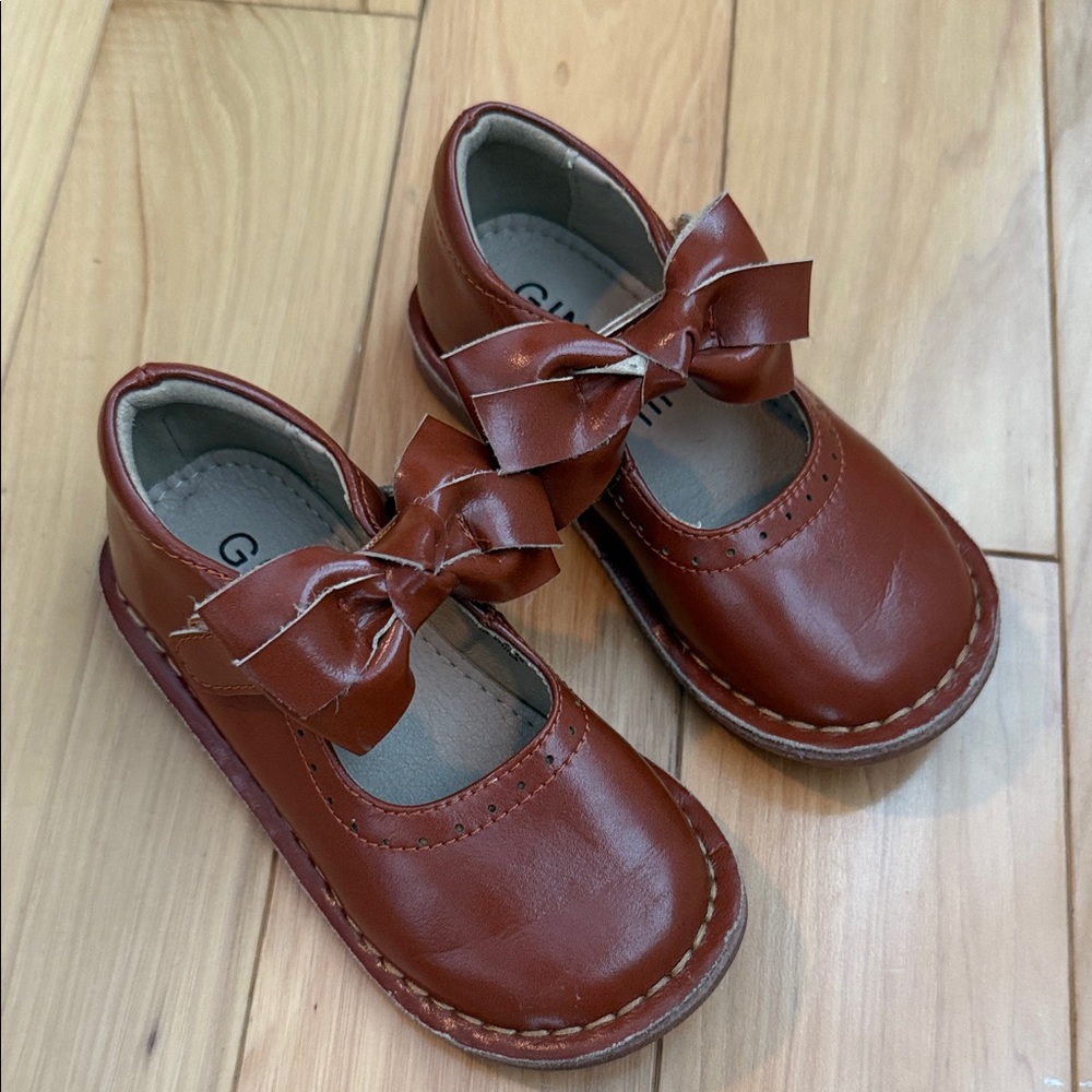 Brown Mary Janes Shoes w Bow